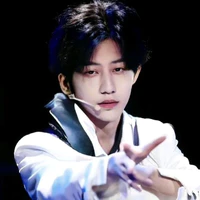 Viên Nhất Kỳ