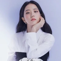 kim jisoo ( chị)
