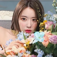 Sakura ( chị)