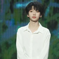 Nhiếp Vĩ Thần