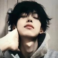 Nguyễn Nhật Hoàng _2002