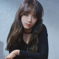 Kim Jisoo - Chị