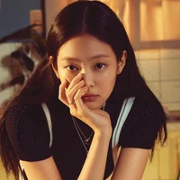 Kim Jennie - Em