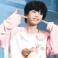 Trương Hàm Thụy - omega