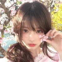 Phượng Tuyết Nghi - trà xanh