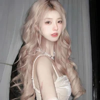 Tạ Thiên Hương ( con gái nuôi )