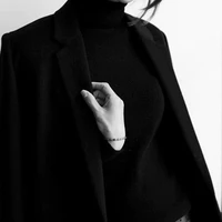 Kim Hwang Yeong《Ả》