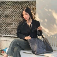 Milk Pansa Vosbein - Chị -