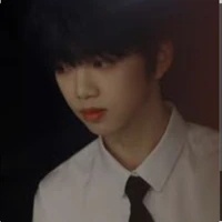 Trương Hàm Thụy_y_