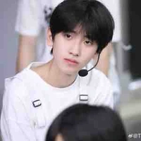 Tả Kỳ Hàm-cậu