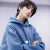 Vương Lỗ Kiệt-anh