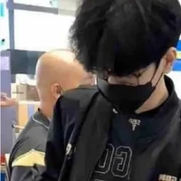 Tấn Khoa / Ông Cố Nội