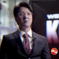 thầy Kkoma