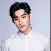 Hùng Huỳnh