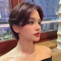 PHAN HOÀNG THUÝ VY