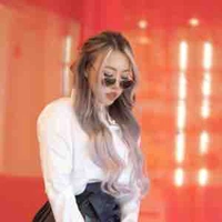 NGUYỄN THUÝ QUỲNH 