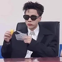 All Top (-ai cần-)