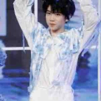 Trương hàm thuỵ - bé  