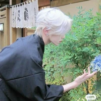 Hứa Hàn Thiên/na9