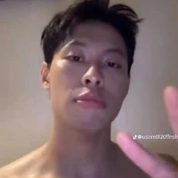 Bảo Khang (hurrykng)27