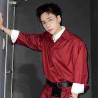 Quang hùng master D