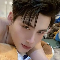 Hùynh Hoàng Hùng (Hùng Hùynh)