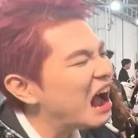 nhỏ T/g vô tri