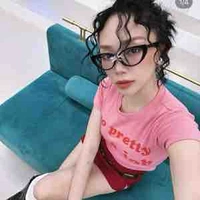 Nguyễn Khoa Tóc Tiên