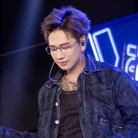 Hoàng Kim Long
