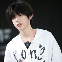 Trần Dịch Hằng_H