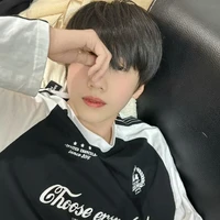 Nhiếp Vĩ Thần_anh