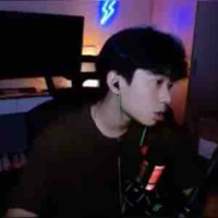 Bạch Nguyệt Duy Lê 
