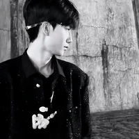 Wen Yuzhou-Ôn Ngọc Châu(Anh)