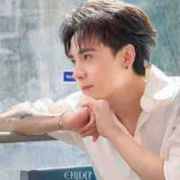 Quang Hùng 