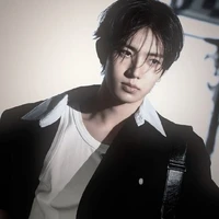 Lee Heeseung